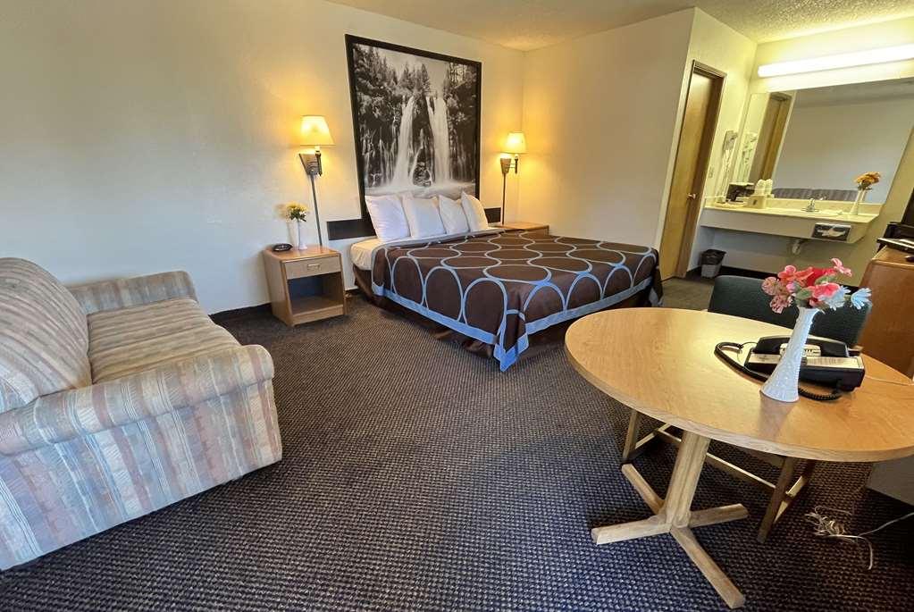 Super 8 By Wyndham 2*