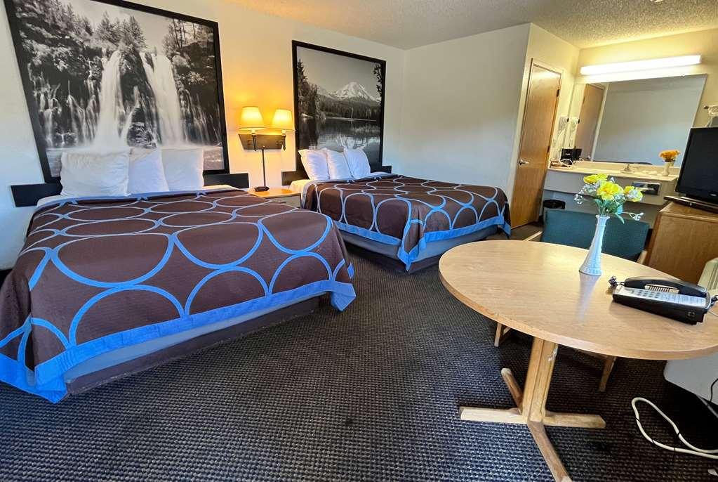 Super 8 By Wyndham Red Bluff