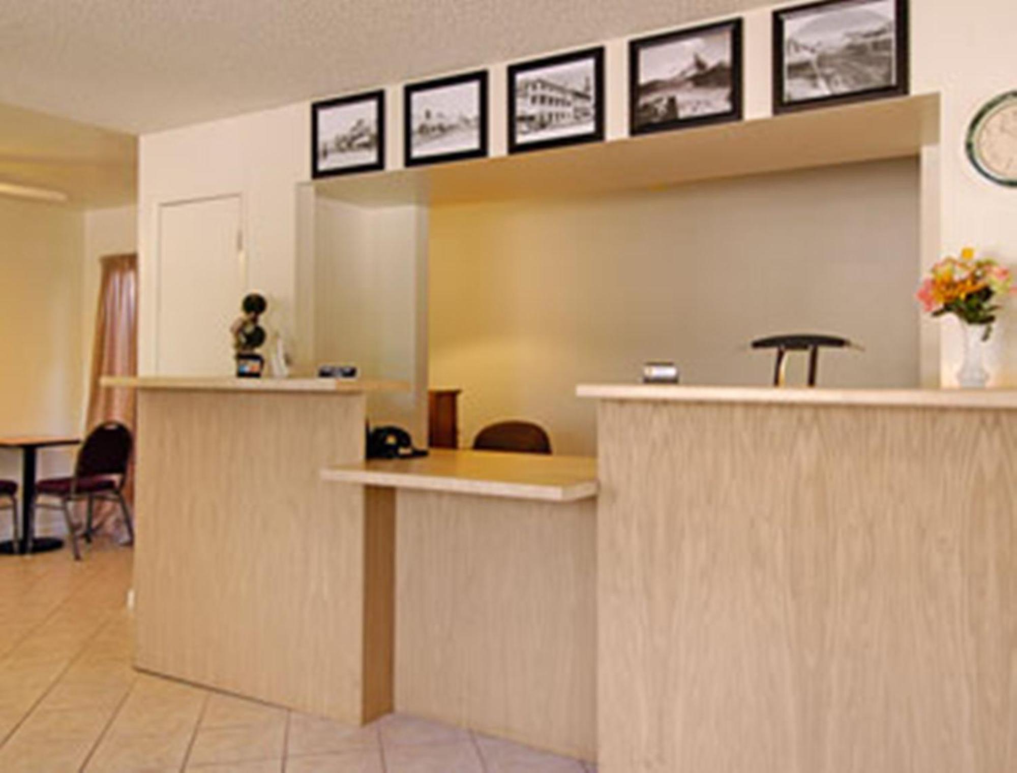 Motel Super 8 By Wyndham