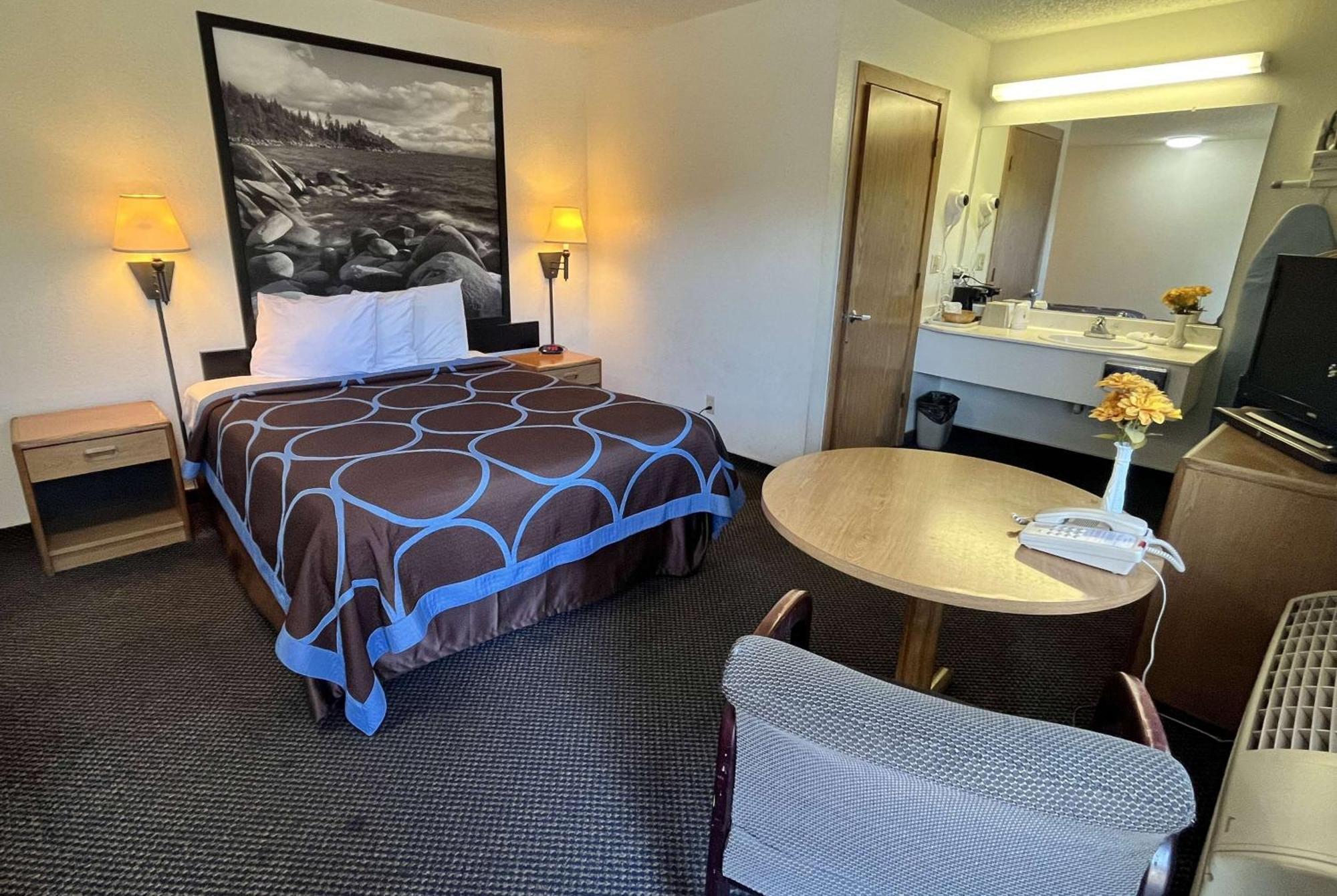 Super 8 By Wyndham